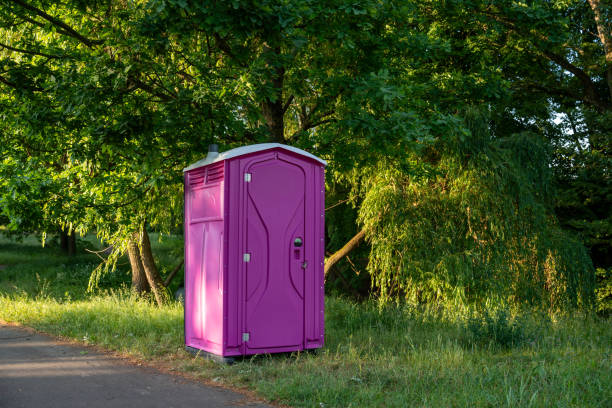 Best Luxury portable toilet rental  in Cocoa West, FL